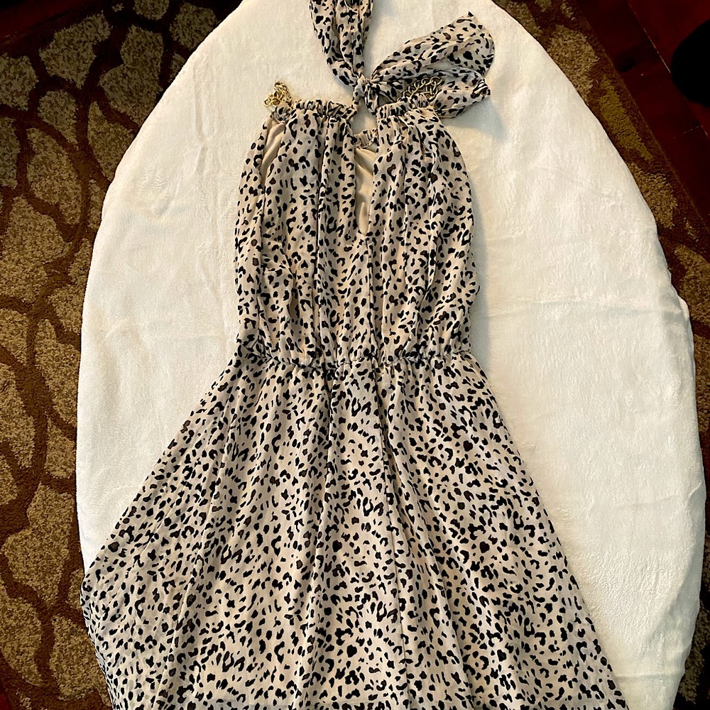 Beautiful Forever 21 chic dress